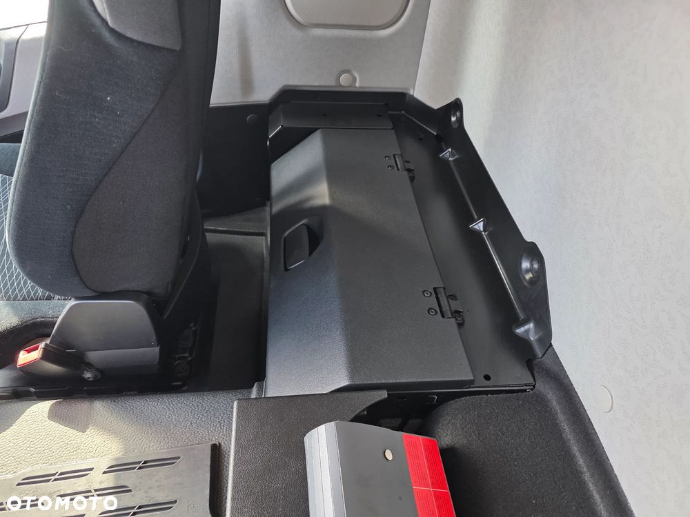 Mercedes-Benz ANTOS 18.30 CHŁODNIA SPROWADZONY Z NIEMIEC  ŁADOWNOŚĆ 8 TON  SUPER STAN !!! - 24