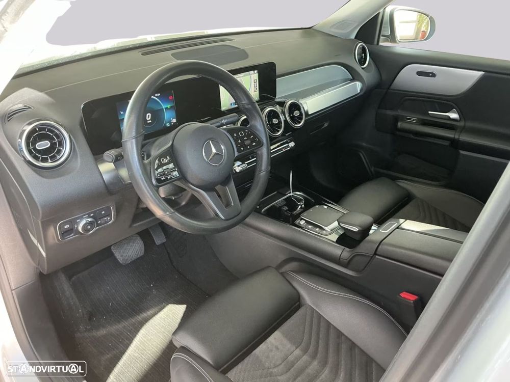 Mercedes-Benz GLB 200 - 4