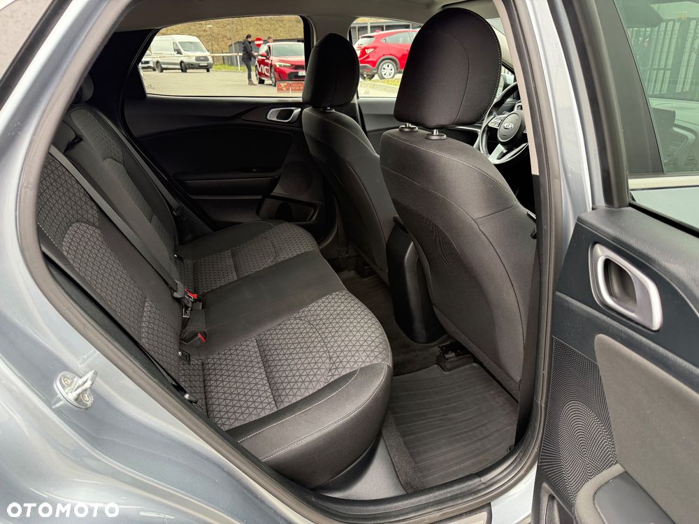 Kia XCeed 1.4 T-GDI M - 28