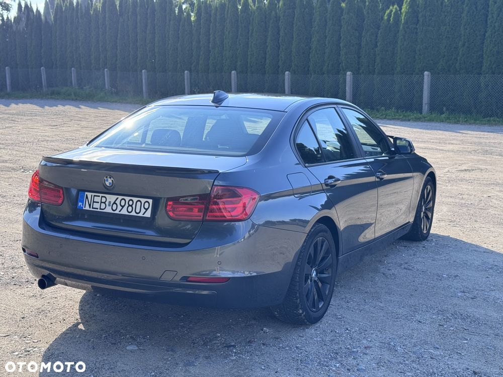 BMW Seria 3 318d - 7