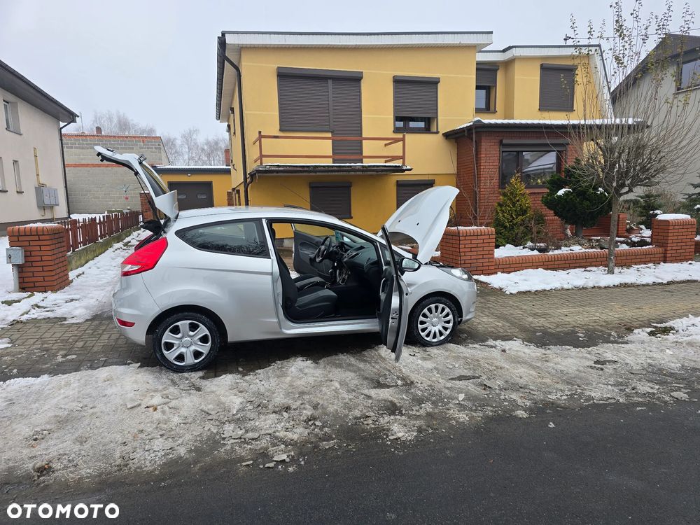 Ford Fiesta - 13