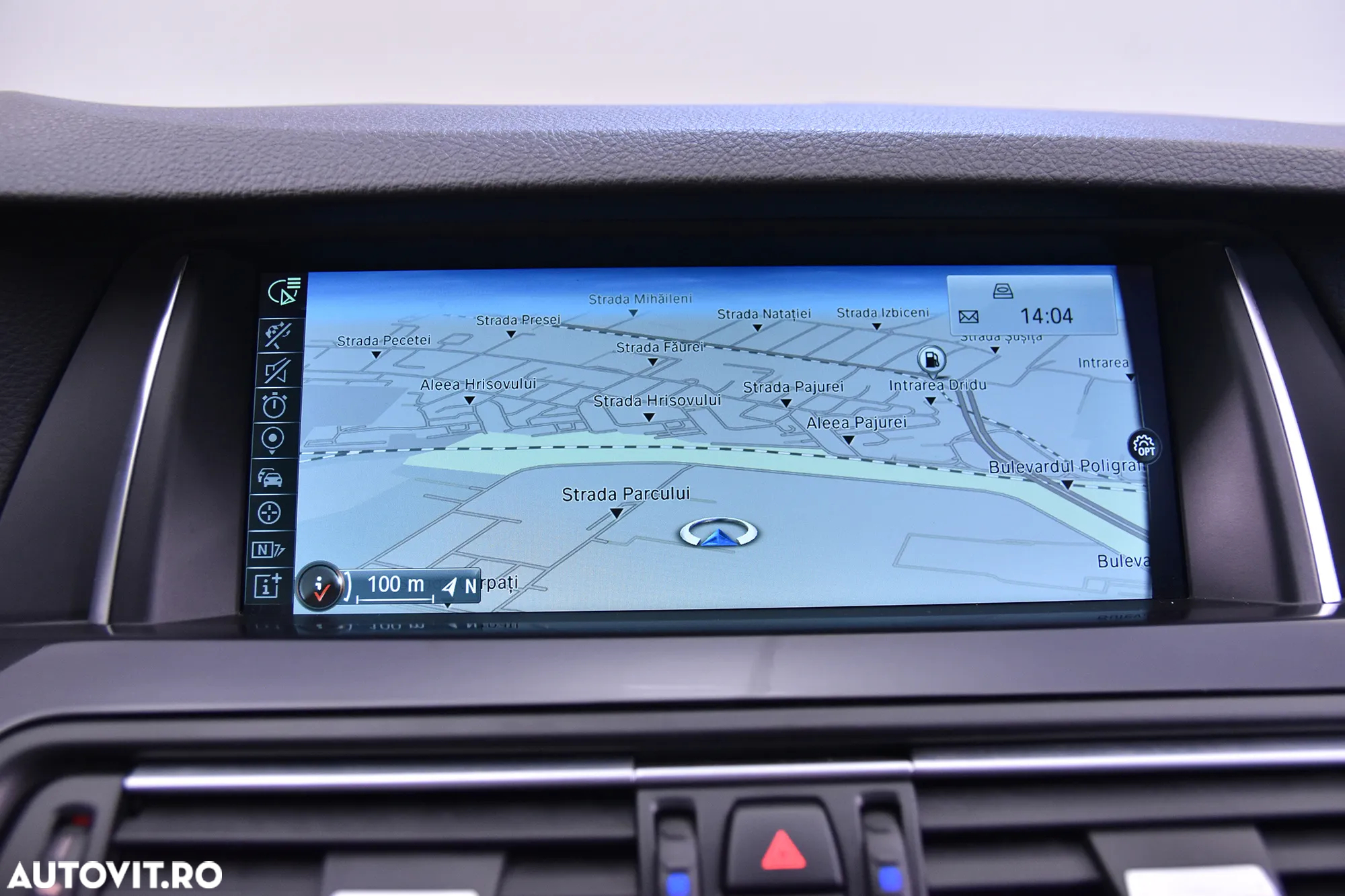 BMW Seria 5 520d xDrive - 24