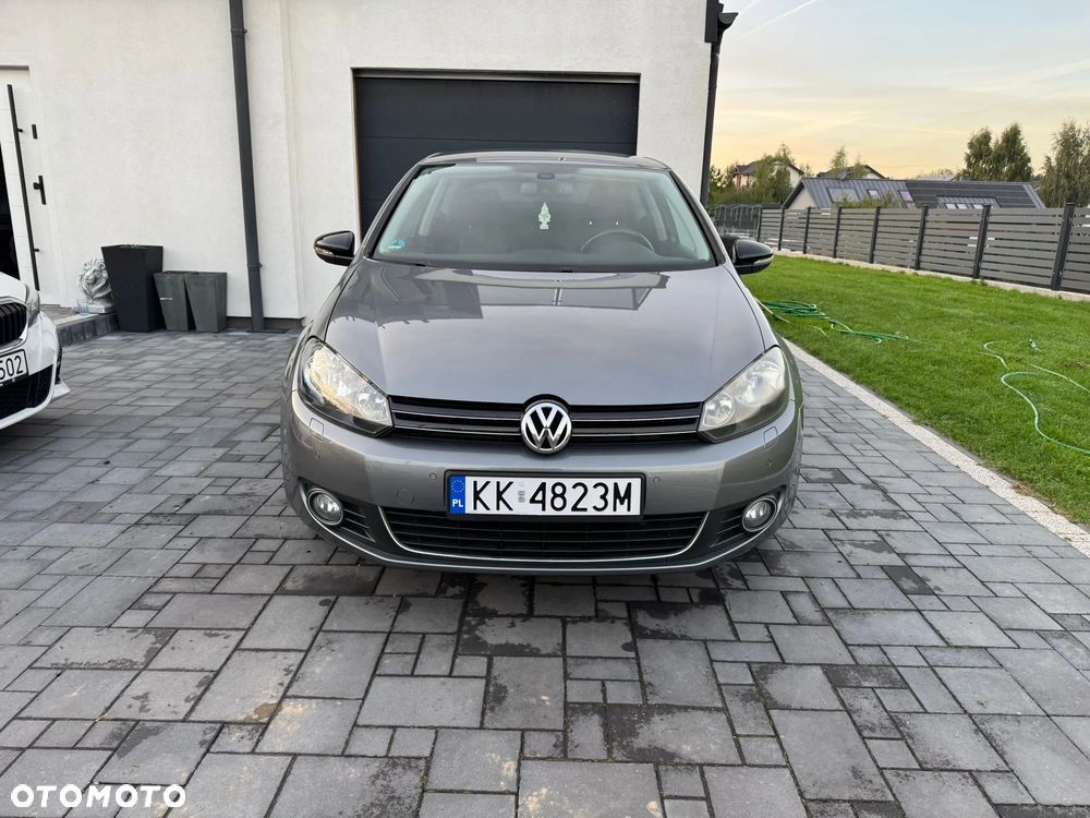 Volkswagen Golf - 2