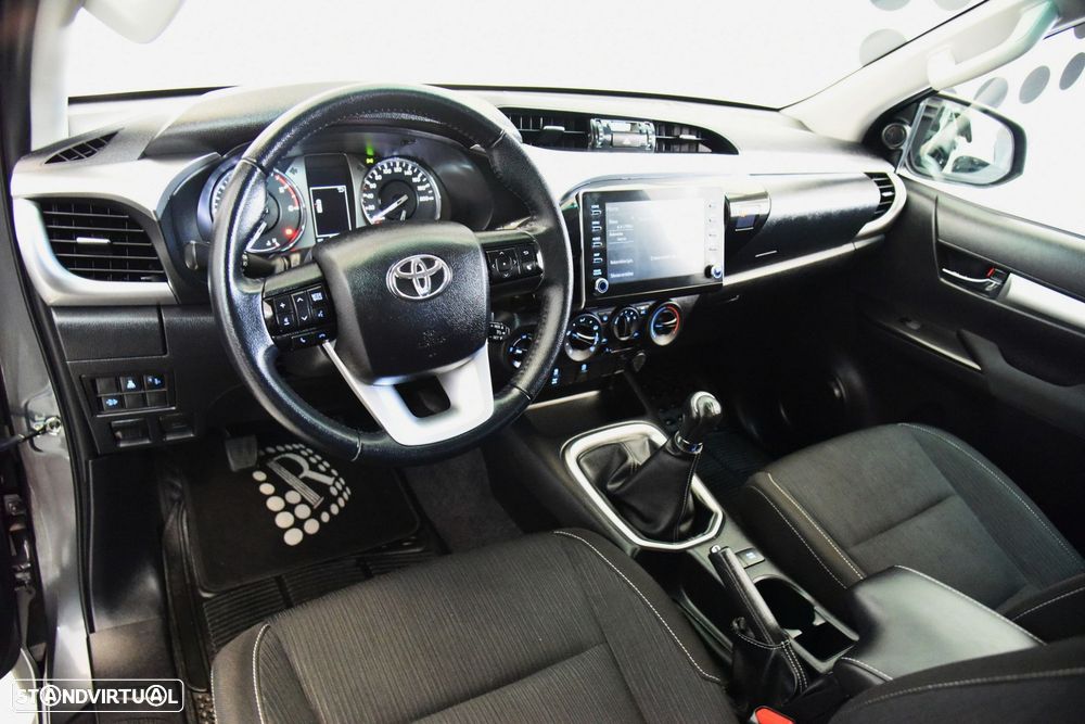 Toyota Hilux - 19
