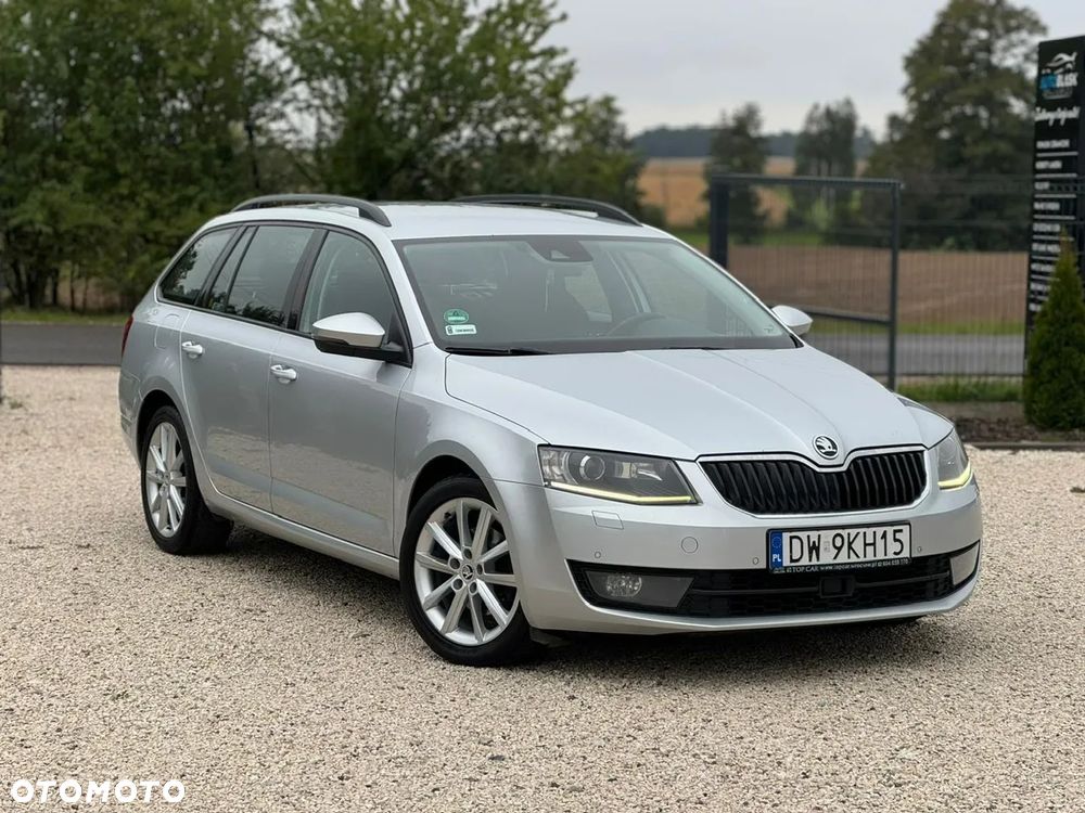Skoda Octavia 2.0 TDI Style DSG - 1