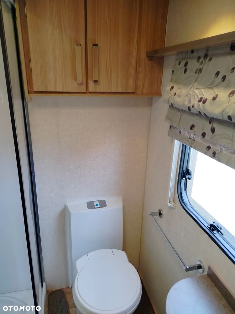 Coachman Pastiche 520/4 - 11