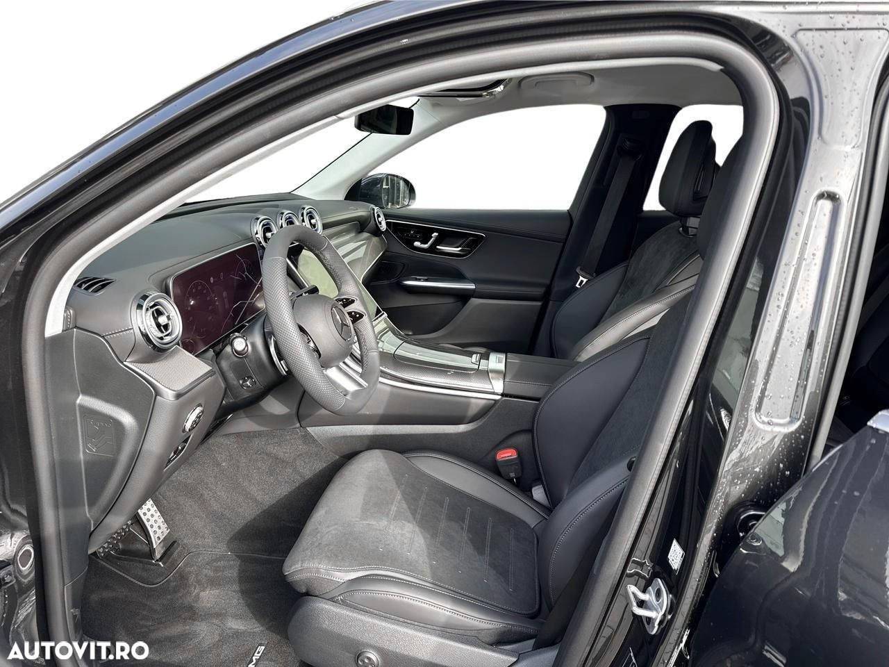 Mercedes-Benz GLC 300 e 4MATIC - 12