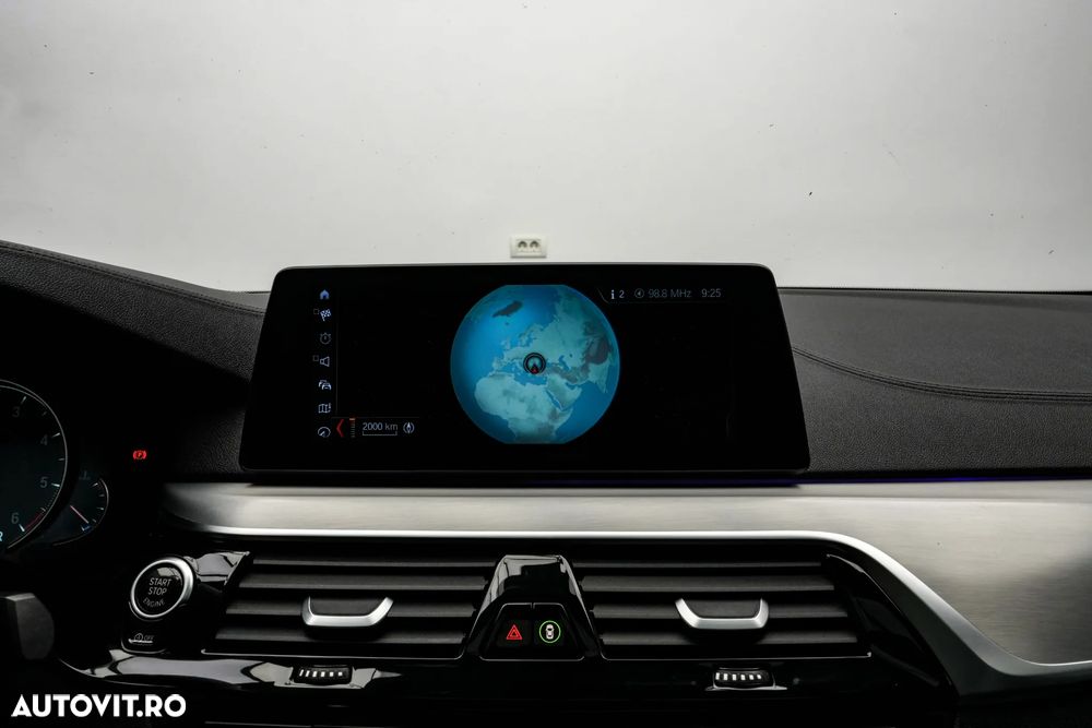 BMW Seria 5 530d xDrive Aut. Luxury Line - 24