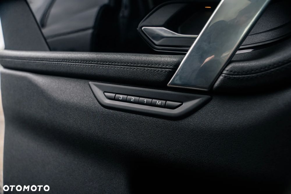 Land Rover Discovery Sport D165 Dynamic SE - 18