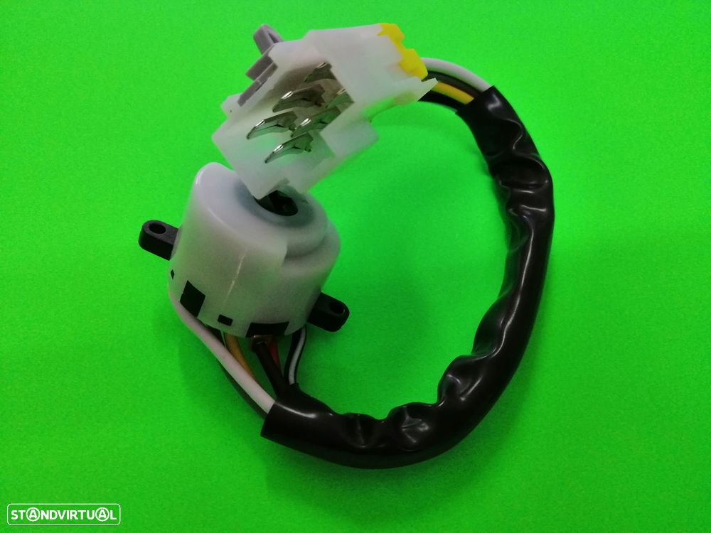 Contacto da ignição Nissan Pickup D22 NOVO - 2