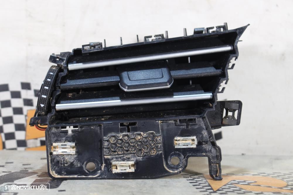Arejador / Difusor De Ar Volkswagen Passat (3G2, Cb2)  3G1819701 / Esq - 1