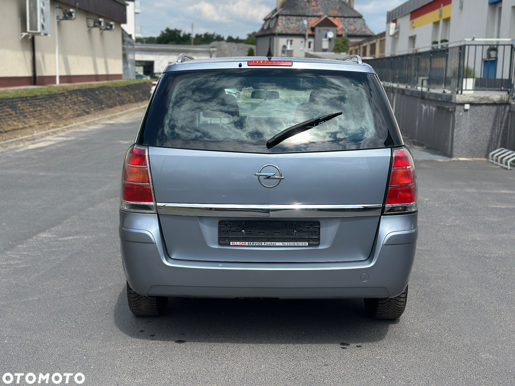 Opel Zafira - 11