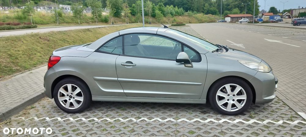 Peugeot 207 CC - 9