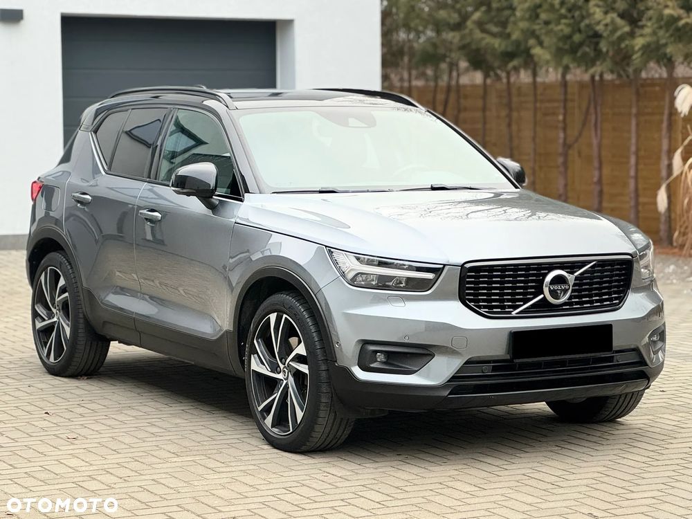 Volvo XC 40 D4 AWD Geartronic R-Design - 4