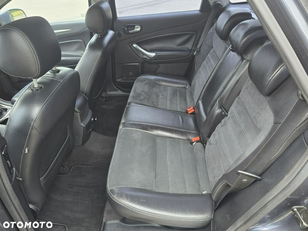 Ford Mondeo - 19