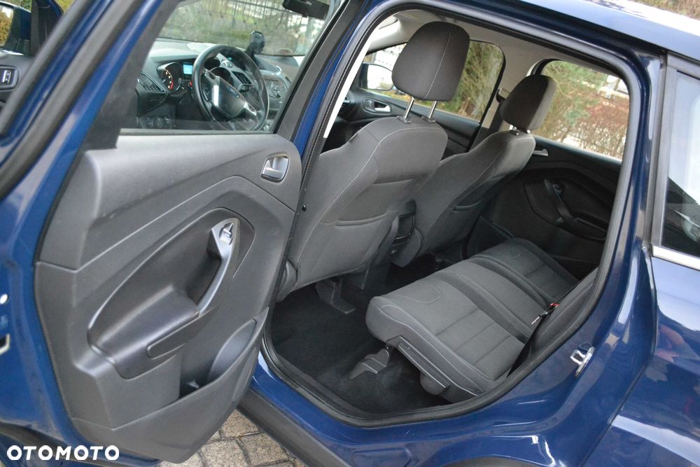 Ford Kuga - 6