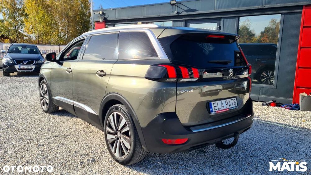 Peugeot 5008 - 19