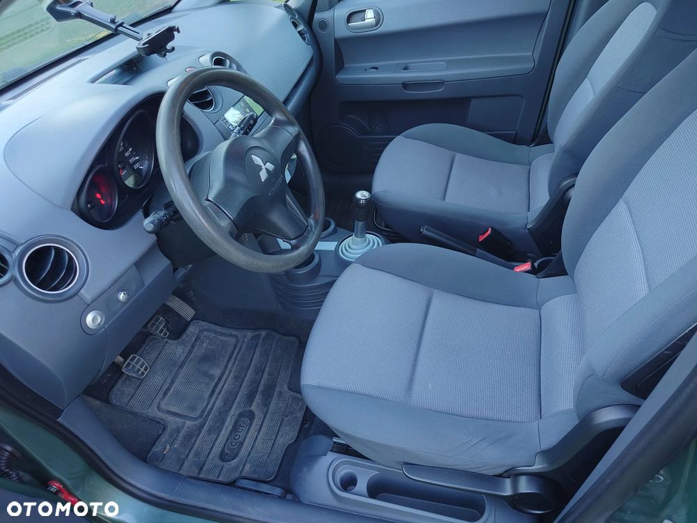 Mitsubishi Colt 1.3 Invite - 9