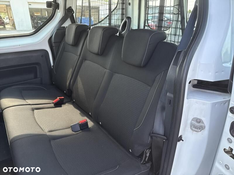 Dacia Dokker 1.5 Blue dCi Laureate - 17