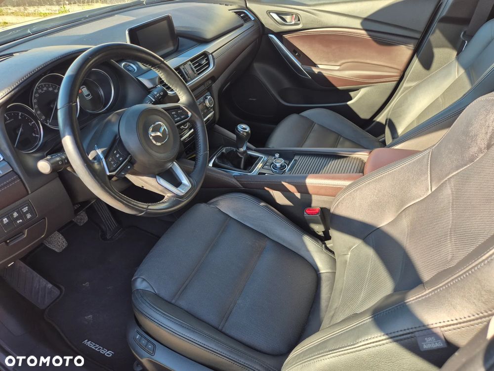 Mazda 6 - 10