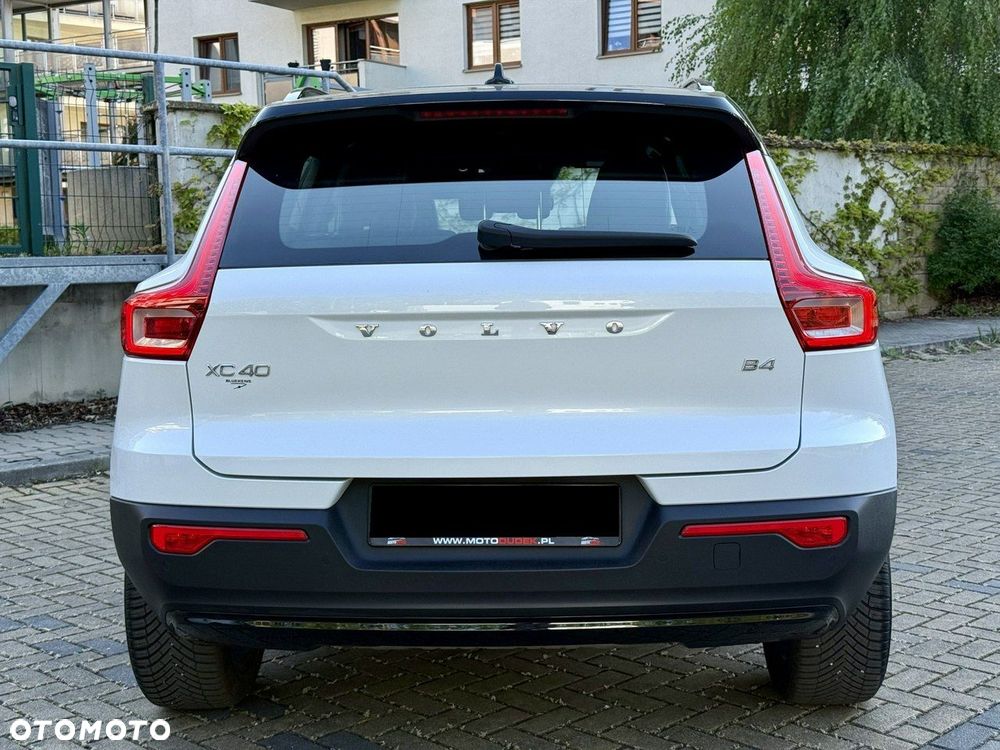 Volvo XC 40 B4 B Geartronic RDesign - 16