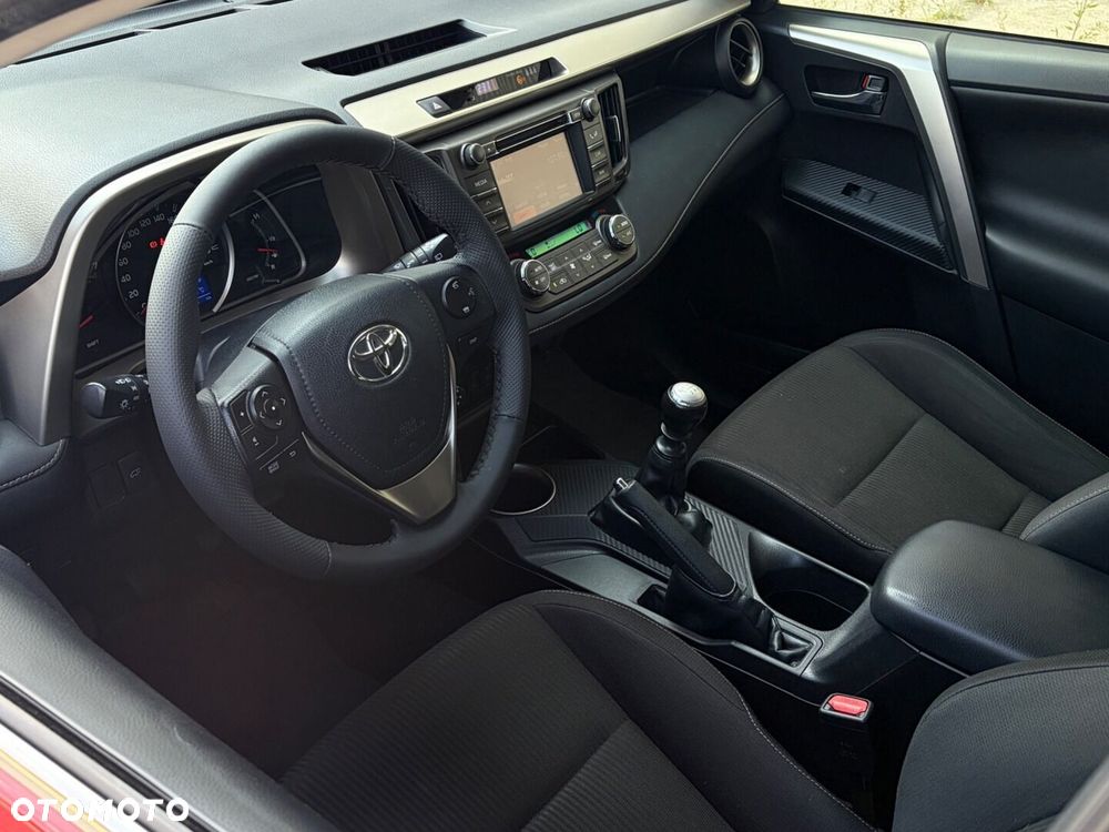 Toyota RAV4 2.0 D-4D Premium 4x2 - 19