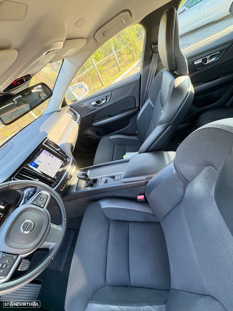Volvo V60 2.0 D3 Momentum - 8