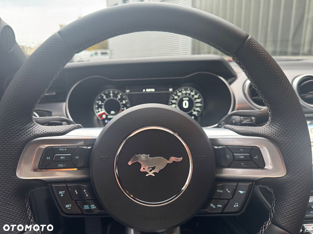 Ford Mustang 5.0 V8 GT - 40