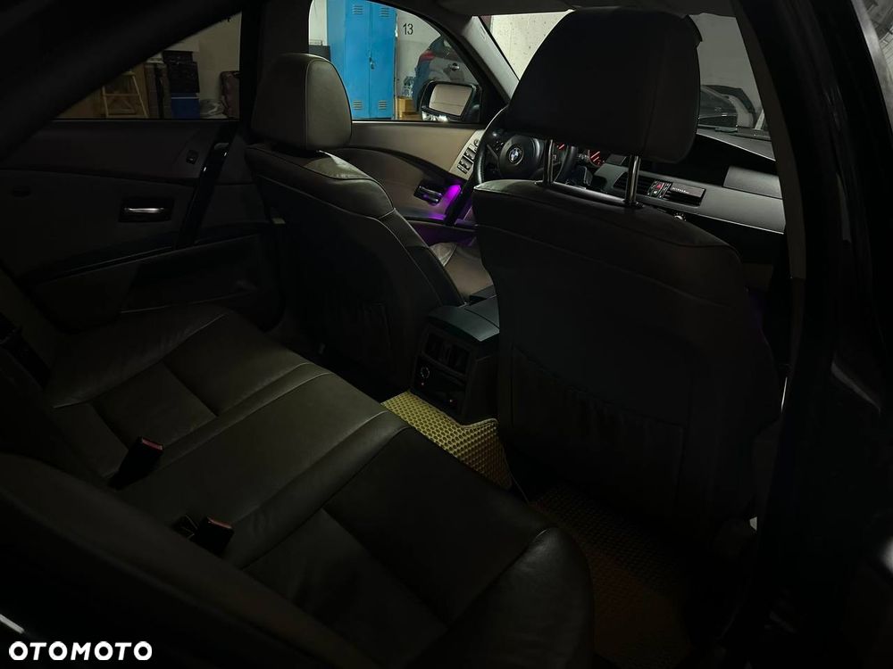 BMW Seria 5 - 18