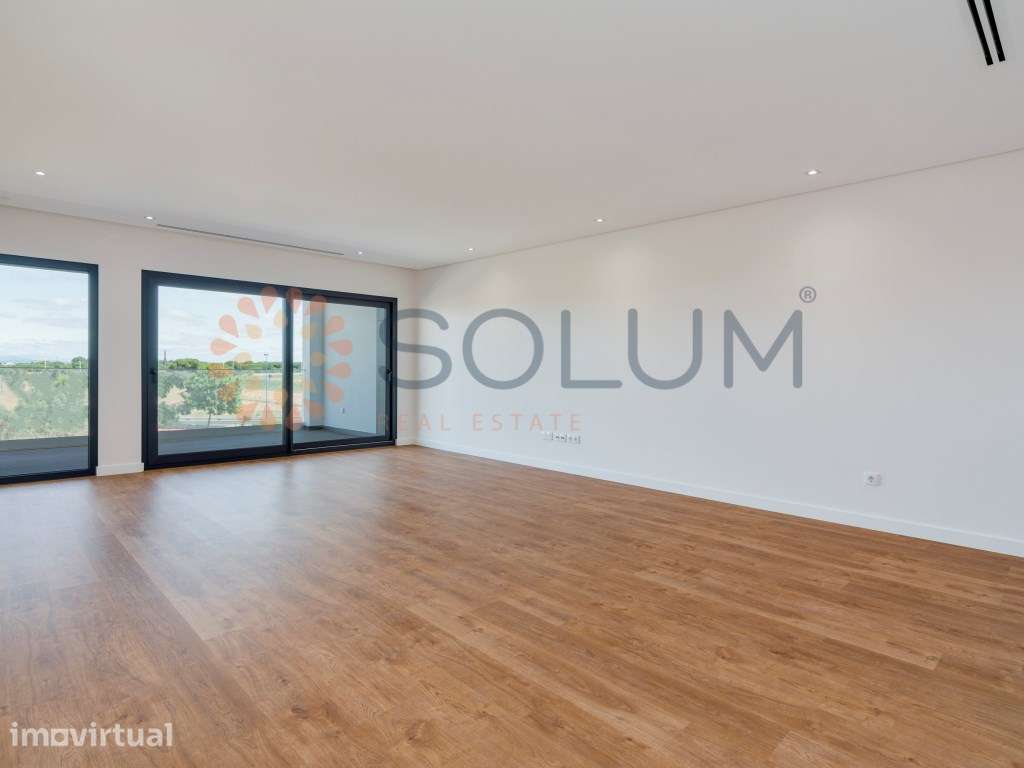 T3 com 3 Suites e Terraço em U - Montijo - Grande imagem: 2/26