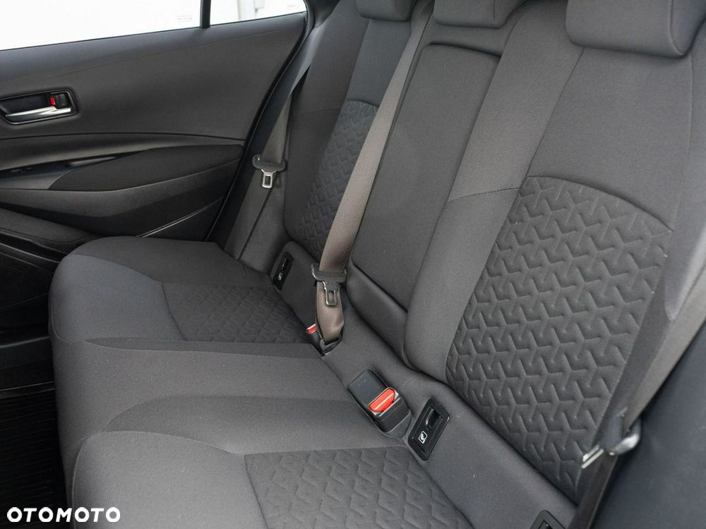 Toyota Corolla - 25
