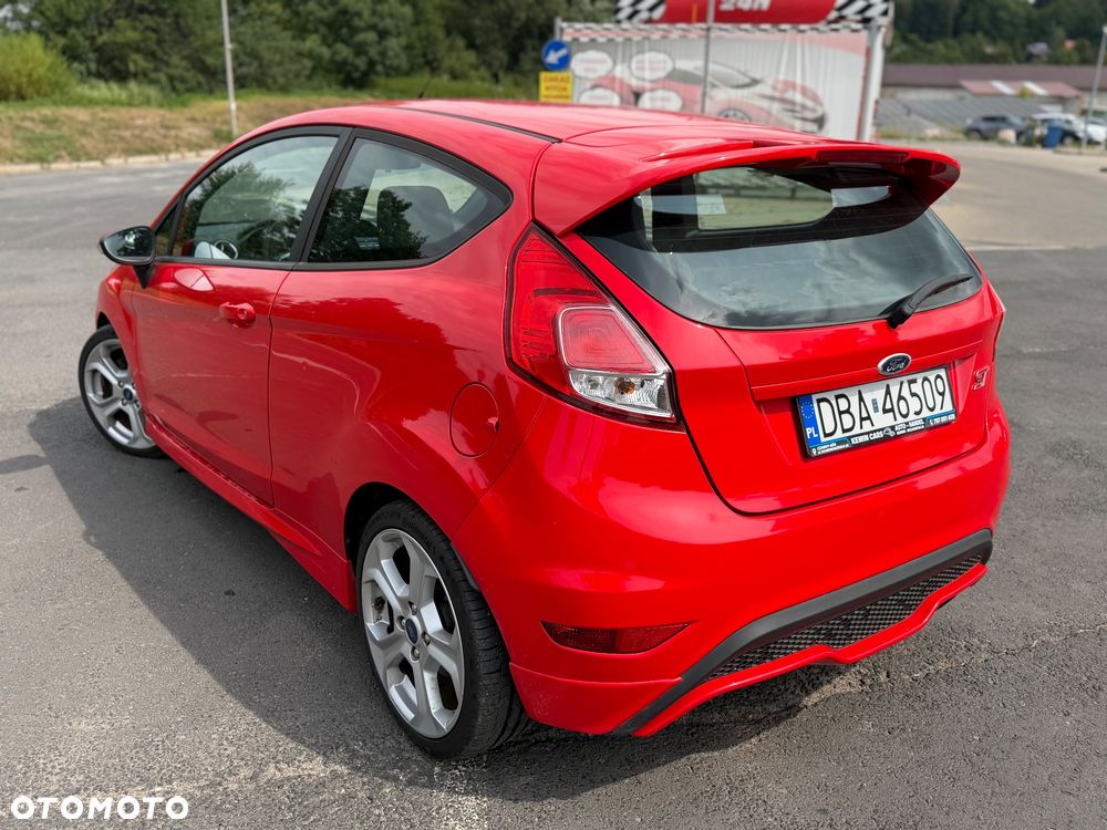 Ford Fiesta 1.6 EcoBoost ST - 4