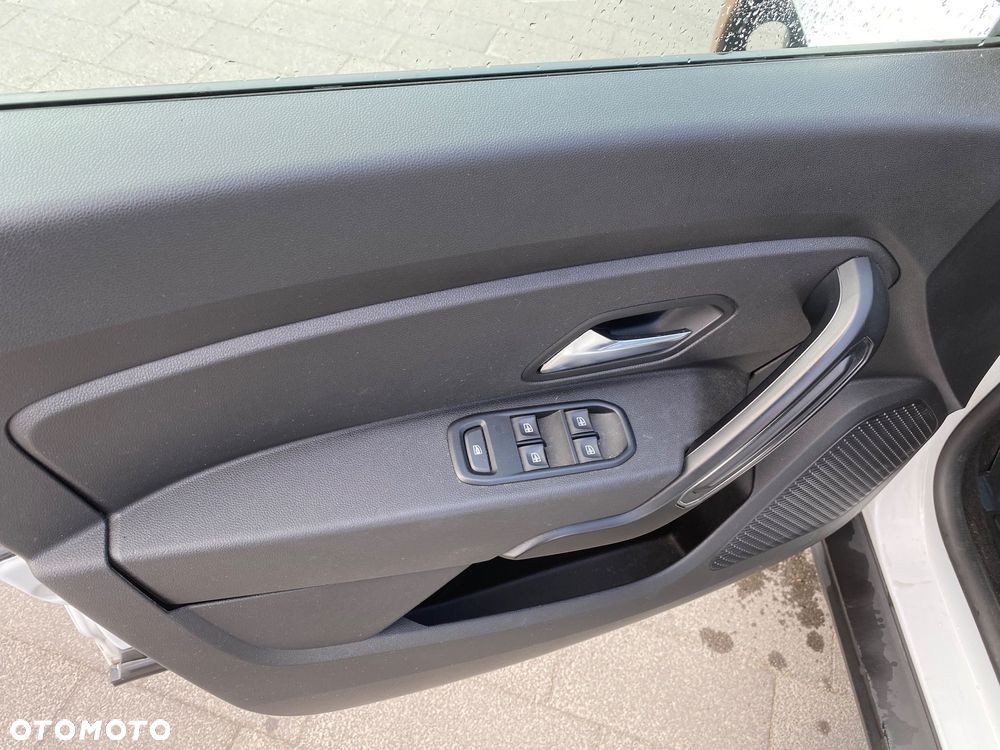 Dacia Duster 1.6 SCe Comfort - 21