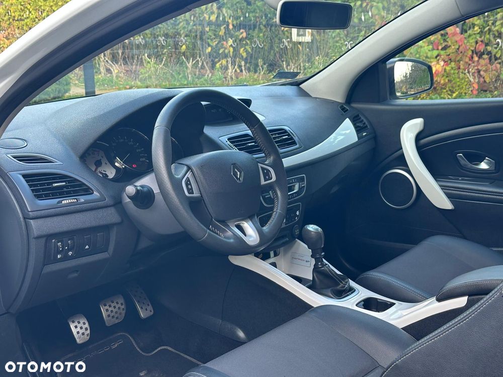 Renault Megane - 8