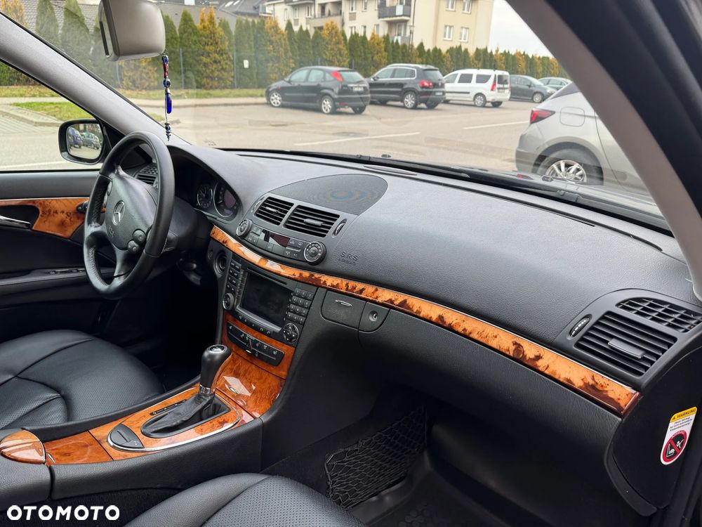 Mercedes-Benz Klasa E - 12