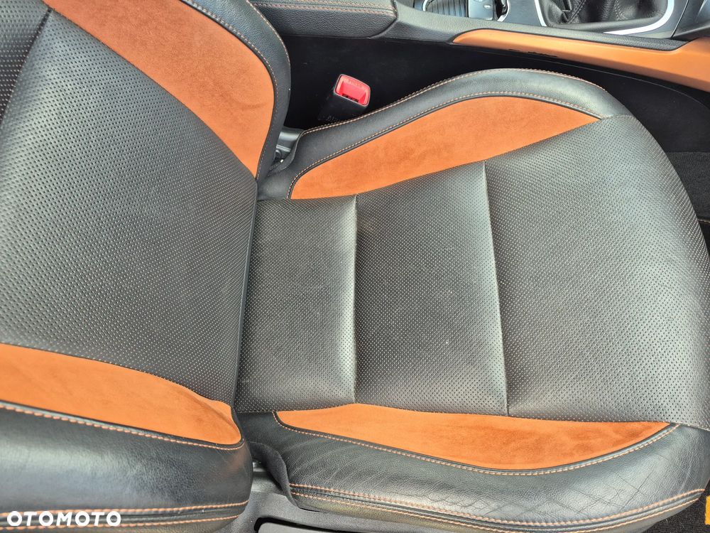 Toyota Avensis 1.8 Business Edition - 30