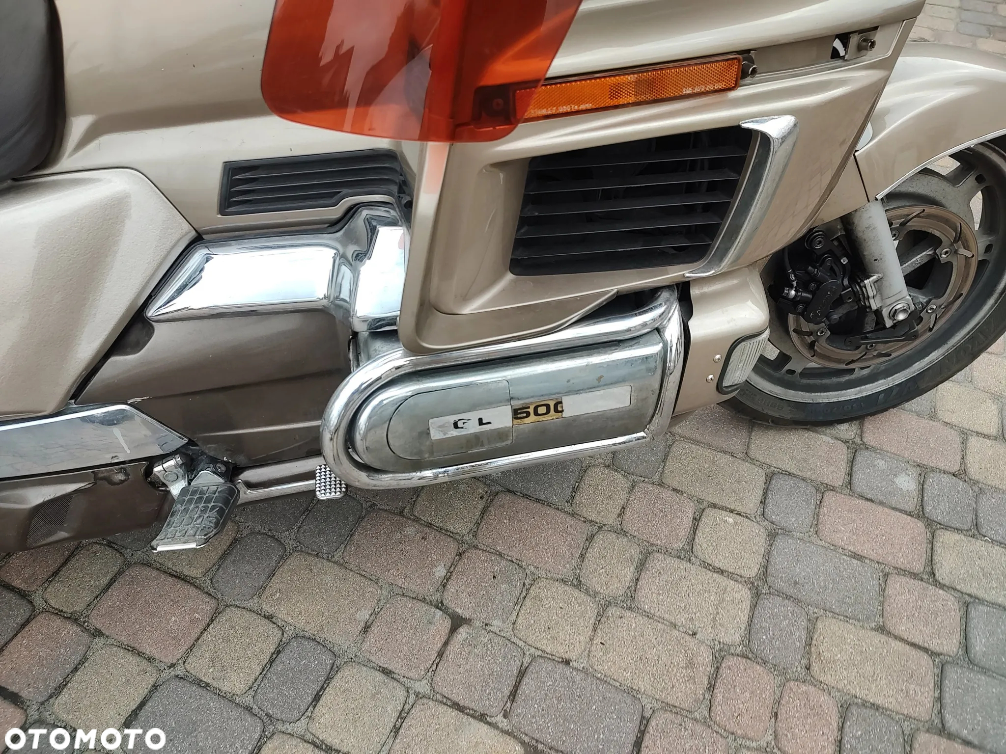Honda GL - 10