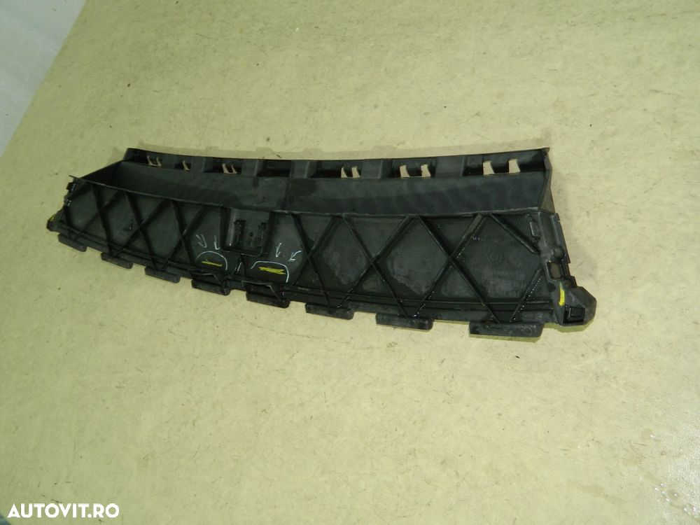 Priza aer  /  Tunel aer  /  Deflector aer inferior bara fata, VW Touareg, 2010, 2011, 2012, 2013, 2014, 2015, , 7P6121293C - 9