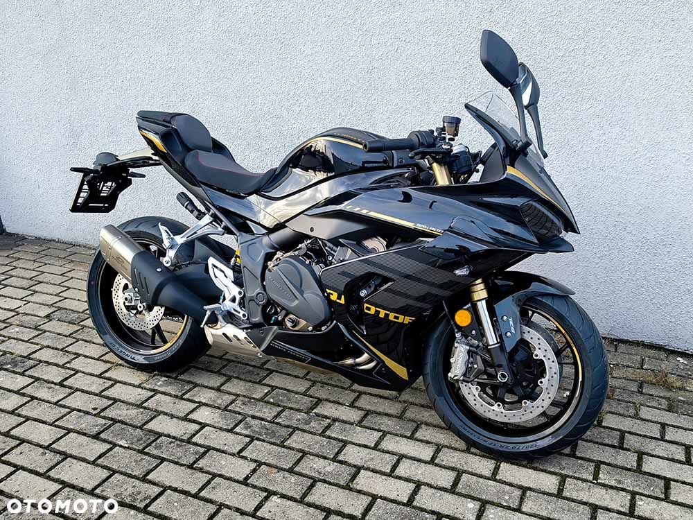 QJMOTOR SRK 800RR - 3