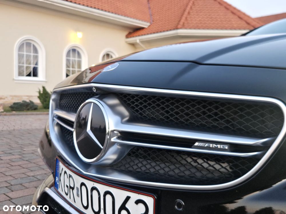 Mercedes-Benz CLS - 13