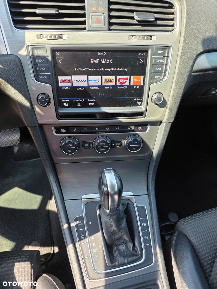 Volkswagen Golf 1.6 TDI BMT Highline DSG - 19