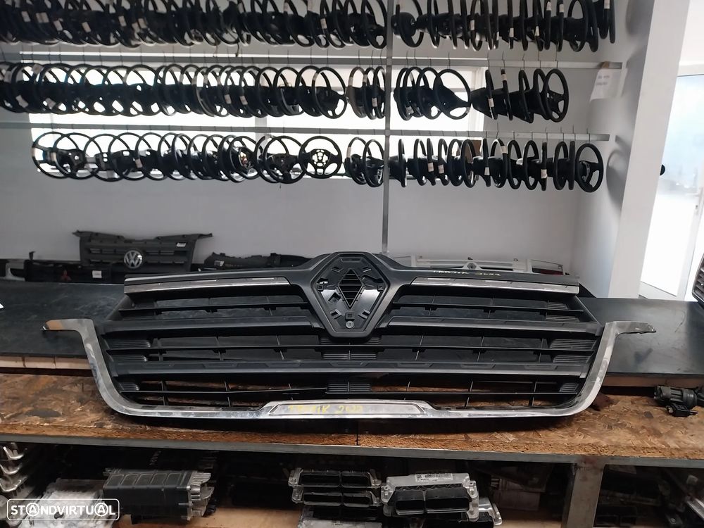 Grelha Renault Trafic III Ref: 623103743R - 1