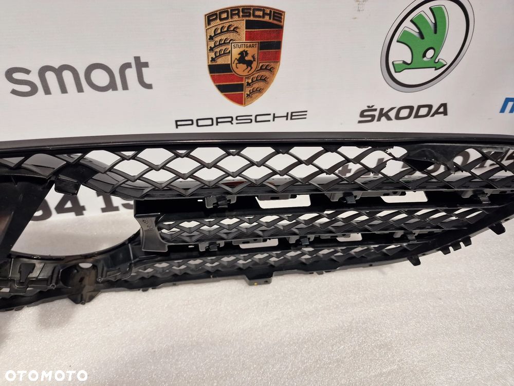 MERCEDES GLC W253 15- AMG ATRAPA / GRILL PRZEDNI PRZÓD , NA / POD KAMERĘ , NR A2538806801 , NR AUKCJI GL816 - 18