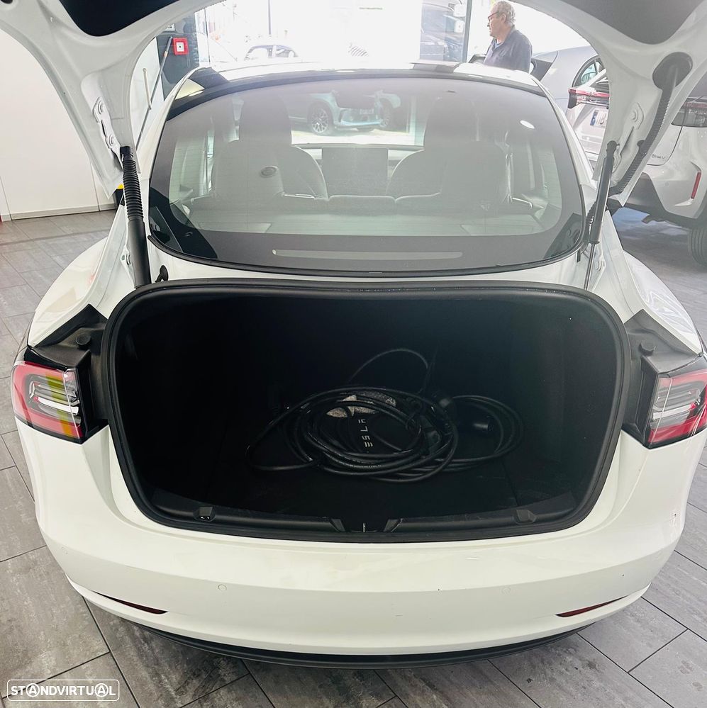 Tesla Model 3 Long Range RWD - 7