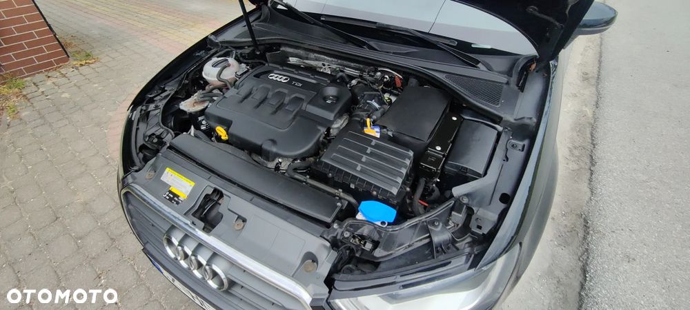 Audi A3 Sportback 2.0 TDI Quattro Attraction - 24