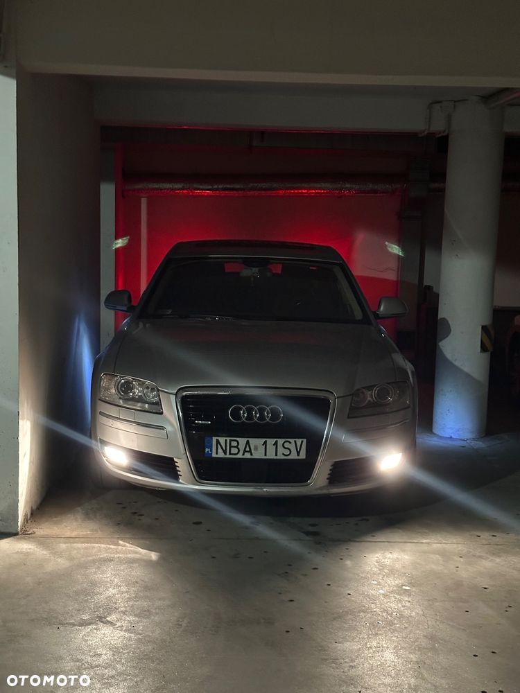 Audi A8 3.0 TDI DPF quattro - 10