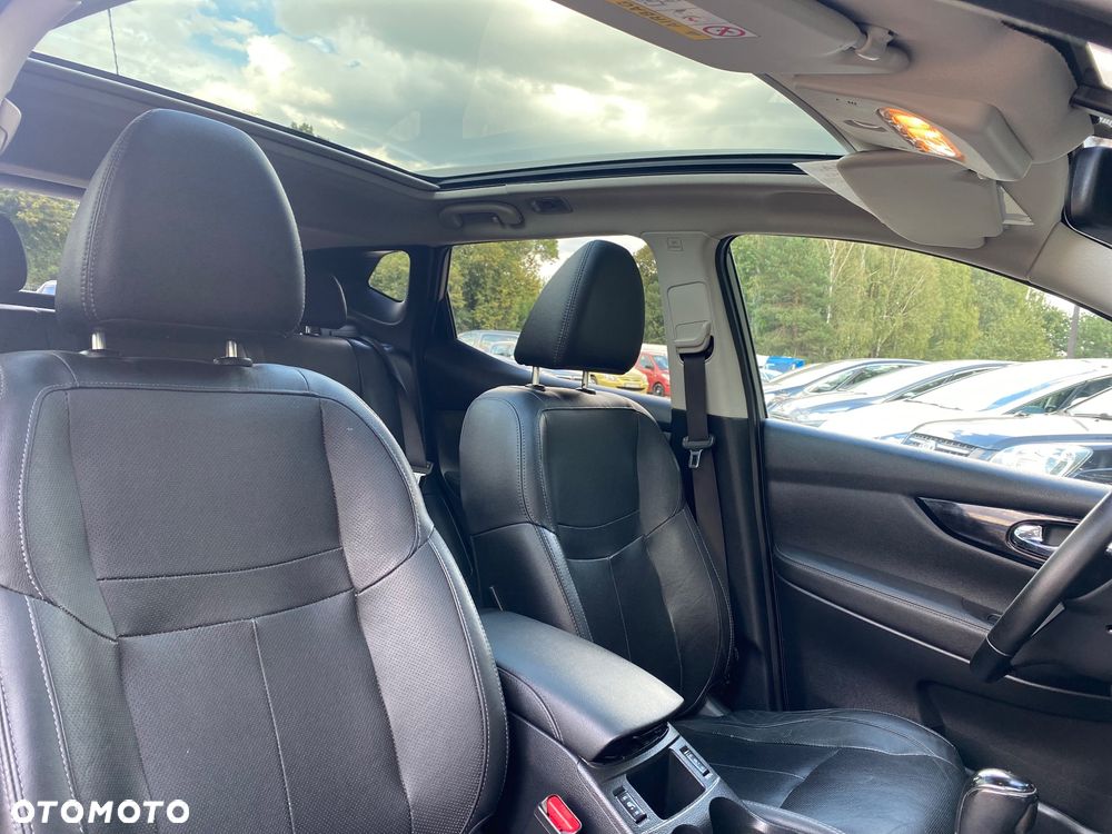 Nissan Qashqai 1.6 dCi Xtronic N-Connecta - 11