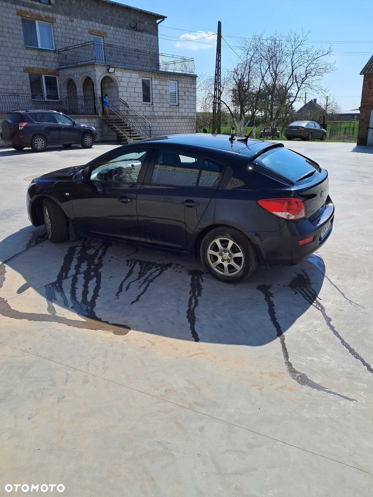Chevrolet Cruze - 5