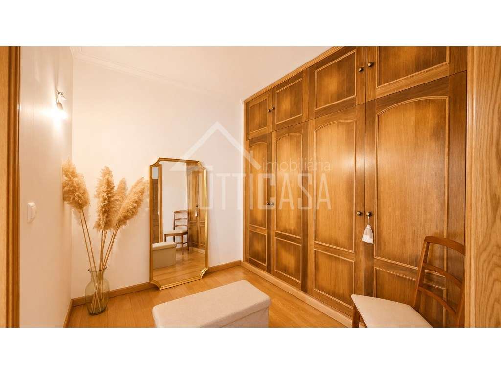 Apartamento T3 em Alcainça com parqueamento para 3 viaturas - Grande imagem: 5/25