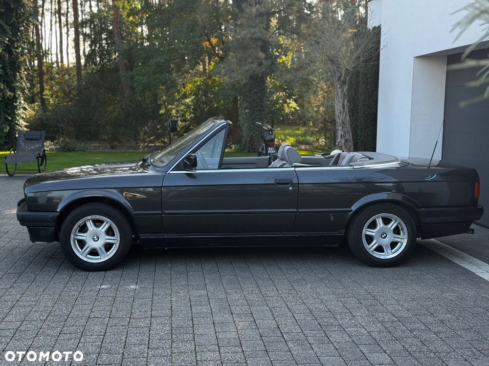 BMW Seria 3 318i - 5
